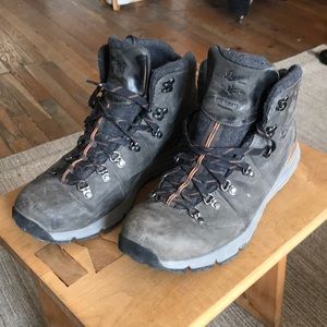 Danner Mountain 600 insulated 4.5” hiking boots